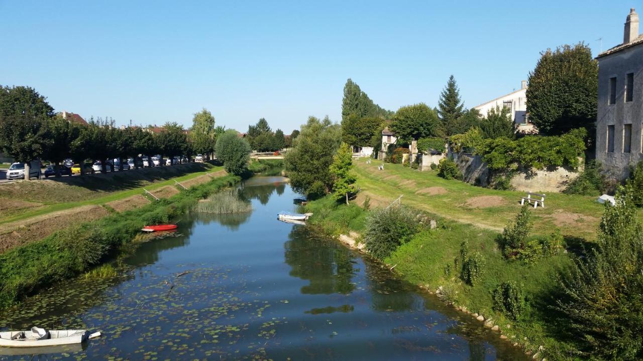 Doubs Sejour - Chambres Avec Petits Dejeuners En Suppl Verdun-sur-le-Doubs Exteriér fotografie
