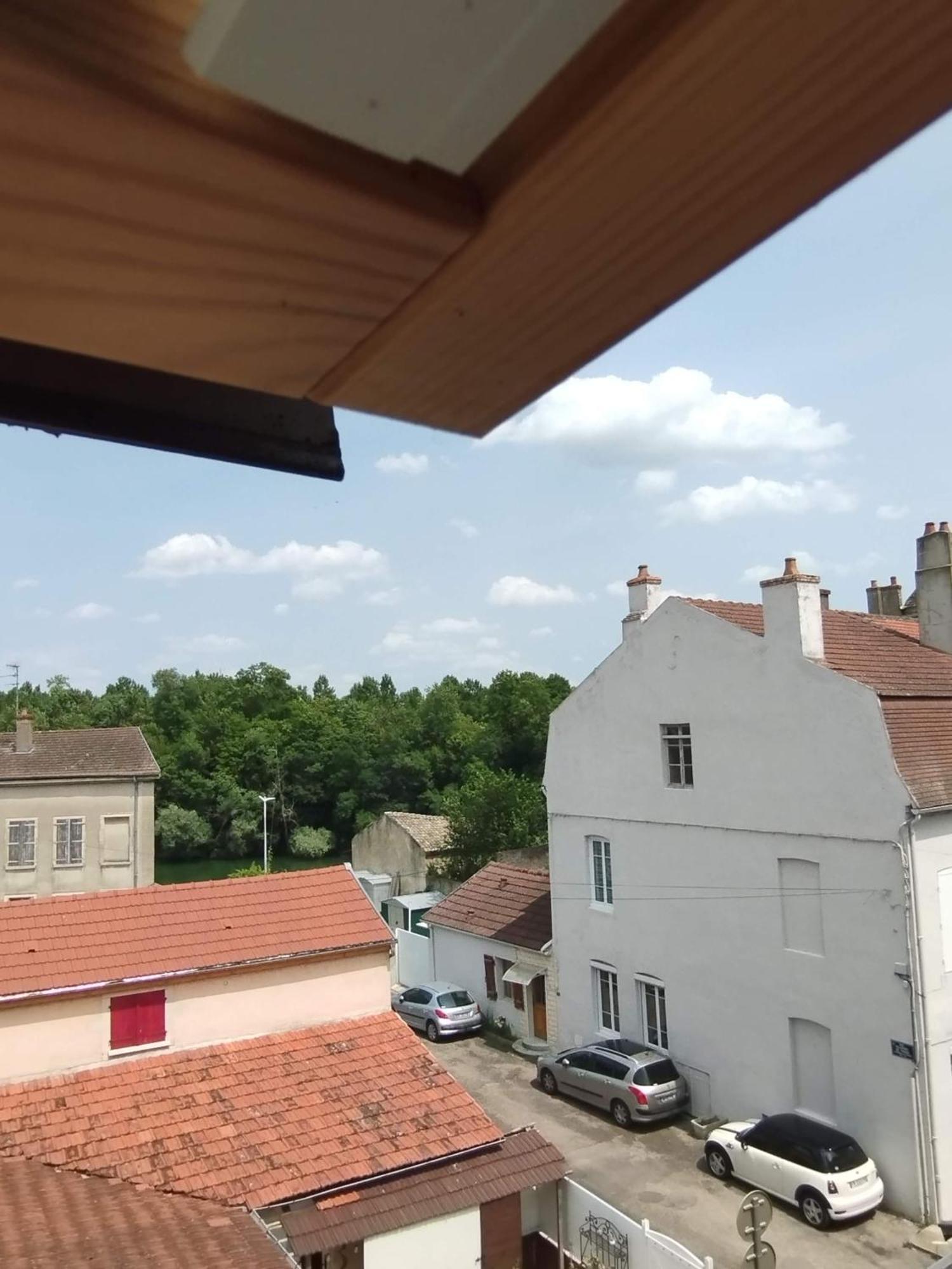 Doubs Sejour - Chambres Avec Petits Dejeuners En Suppl Verdun-sur-le-Doubs Exteriér fotografie